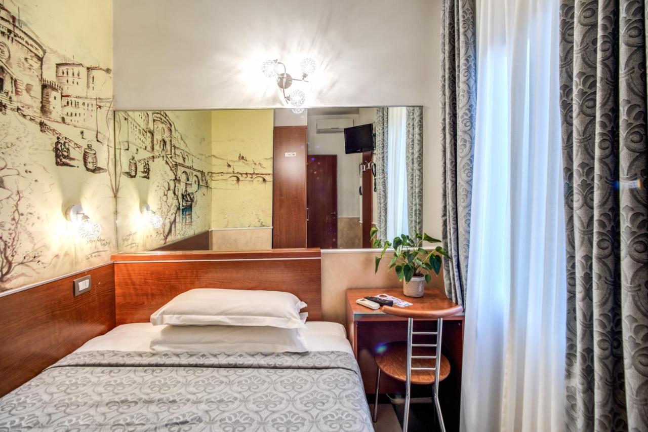 Hotel Centro Cavour Roma Ngoại thất bức ảnh